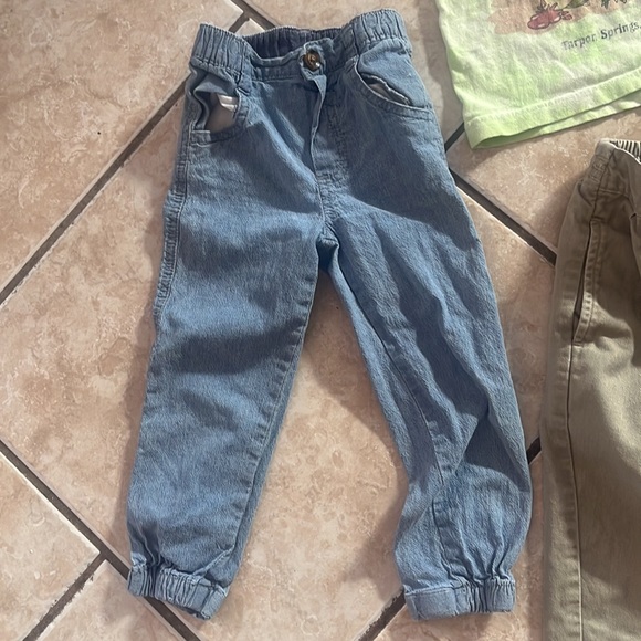 Boys Clothes bundle~2T - Picture 3 of 11